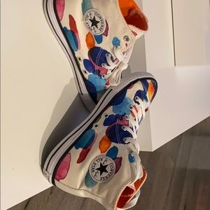 High Top Converse Chuck Taylor ,Boy 6/ women 8-8.5